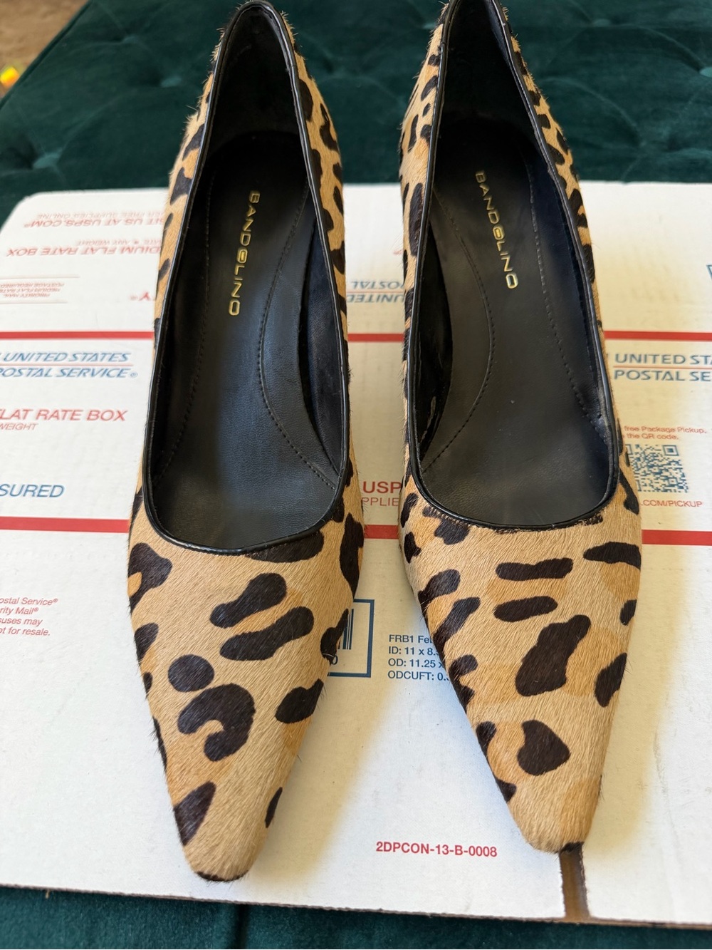 Bandolino Leopard Print Pointed-Toe Pumps - Tan & Black